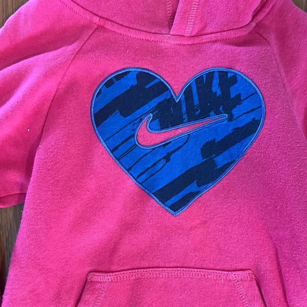 Kids  pink hoodie sweatshirt with heart logo kangaroo pouch kids 6